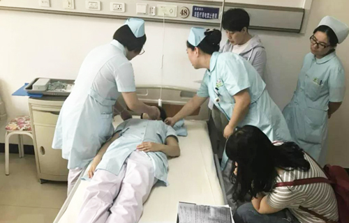 德州扑克平台网心病科开展专业护理技能培训