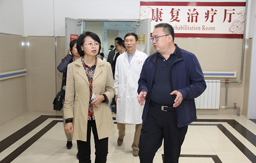长春市纪委市监委驻市卫健委纪检监察组到德州扑克平台网调研指导工作