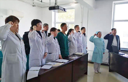 德州扑克平台网
东部党支部召开“不忘初心、牢记使命”主题教育学习会