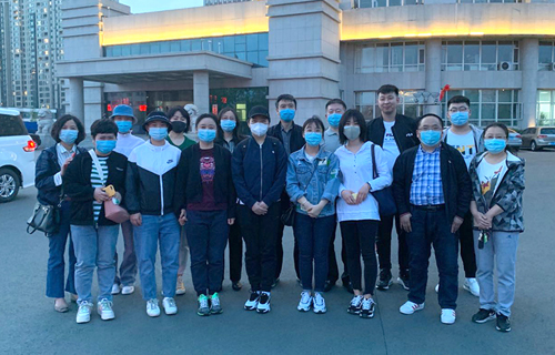 德州扑克平台网
6名护士支援吉林市