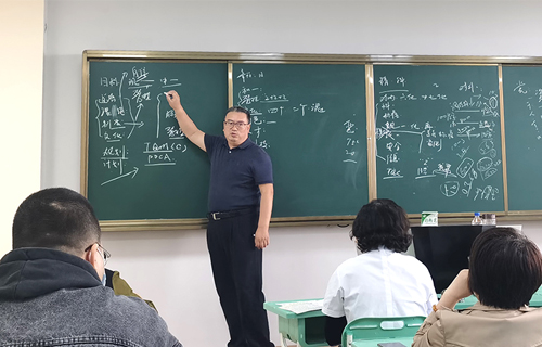 孙良金院长讲述新医改背景下德州扑克平台
管理之道