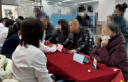 德州扑克平台网红医志愿服务队到青年路街道青阳社区退役军人服务站开展健康义诊活动