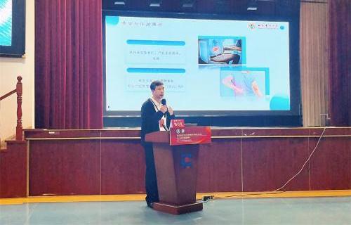 德州扑克平台网杨启光教授出席第二十次全国整脊大会，创新手法疗法再获广泛关注